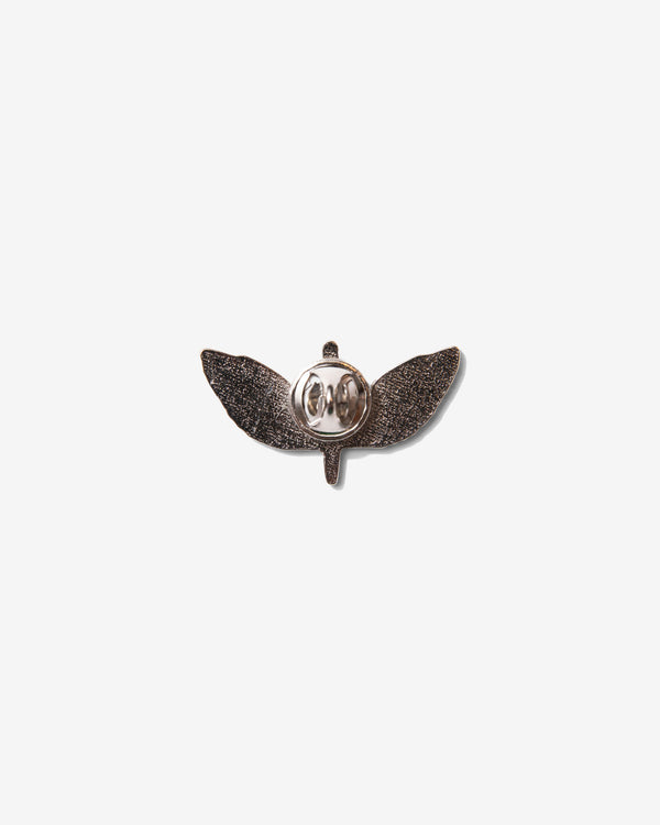 Noah - Saint Michael Pin - Detail